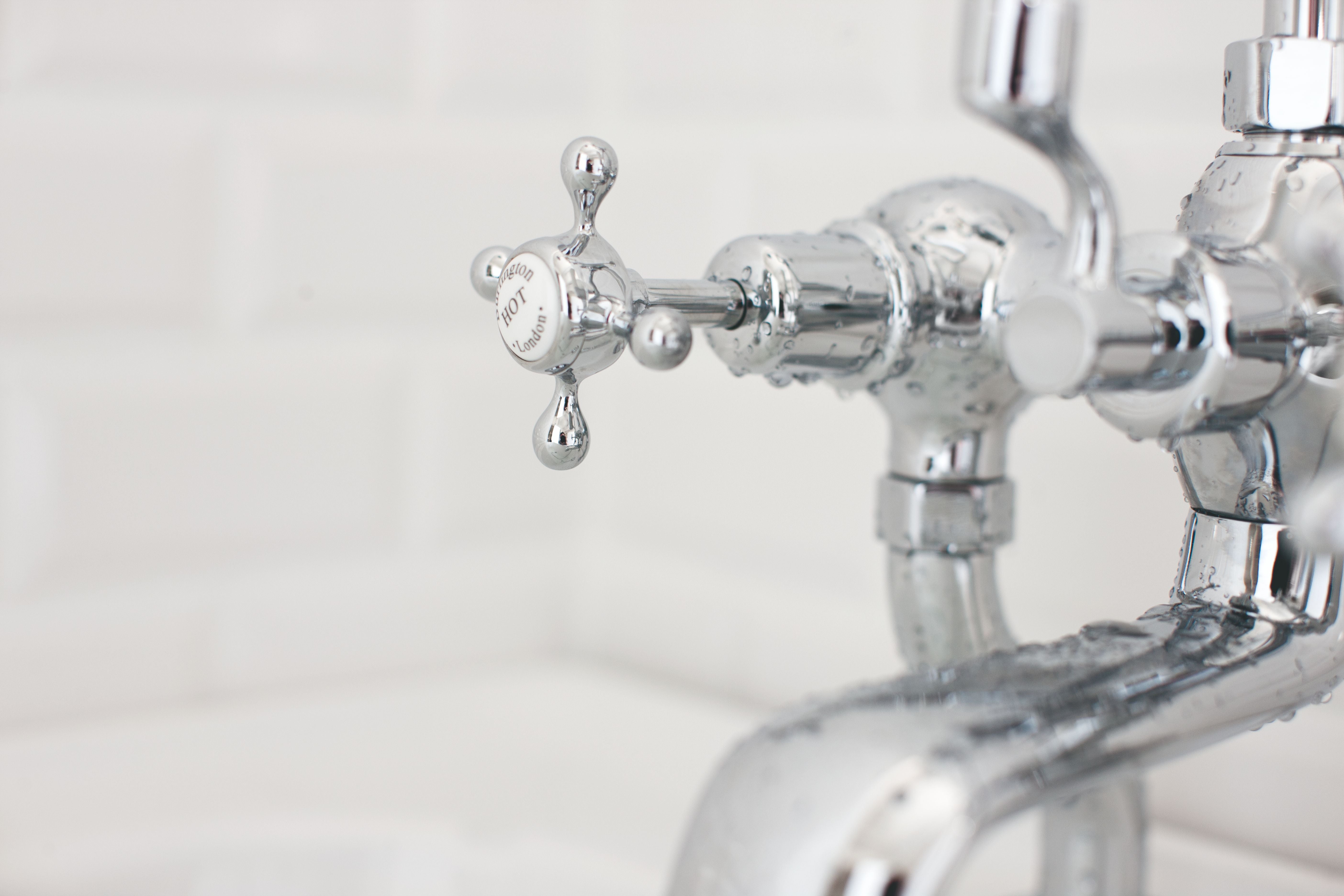 Burlington Claremont badkarsblandare krom sargmonterad