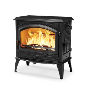 Svart gjutjärnskamin i gammeldags stil från dovre