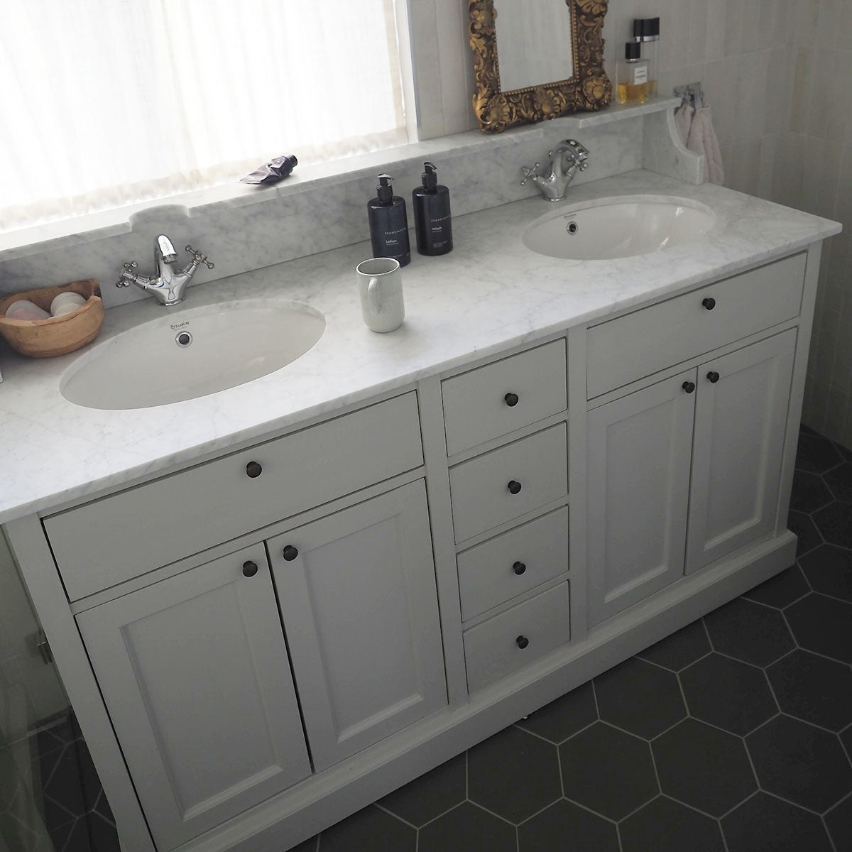 Dubbelkommod Agnes Antikvit