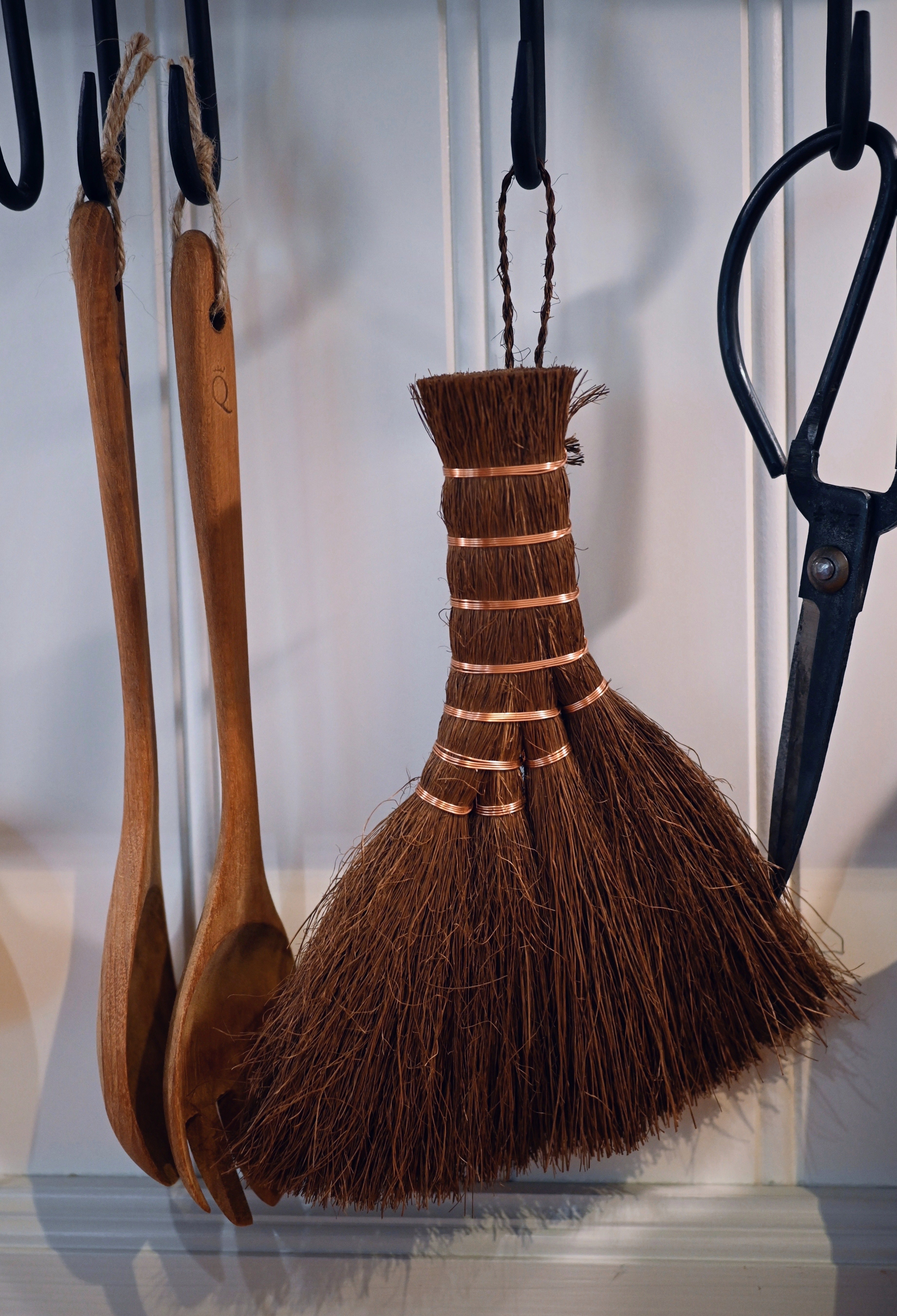 Handborste i naturfiber och koppar