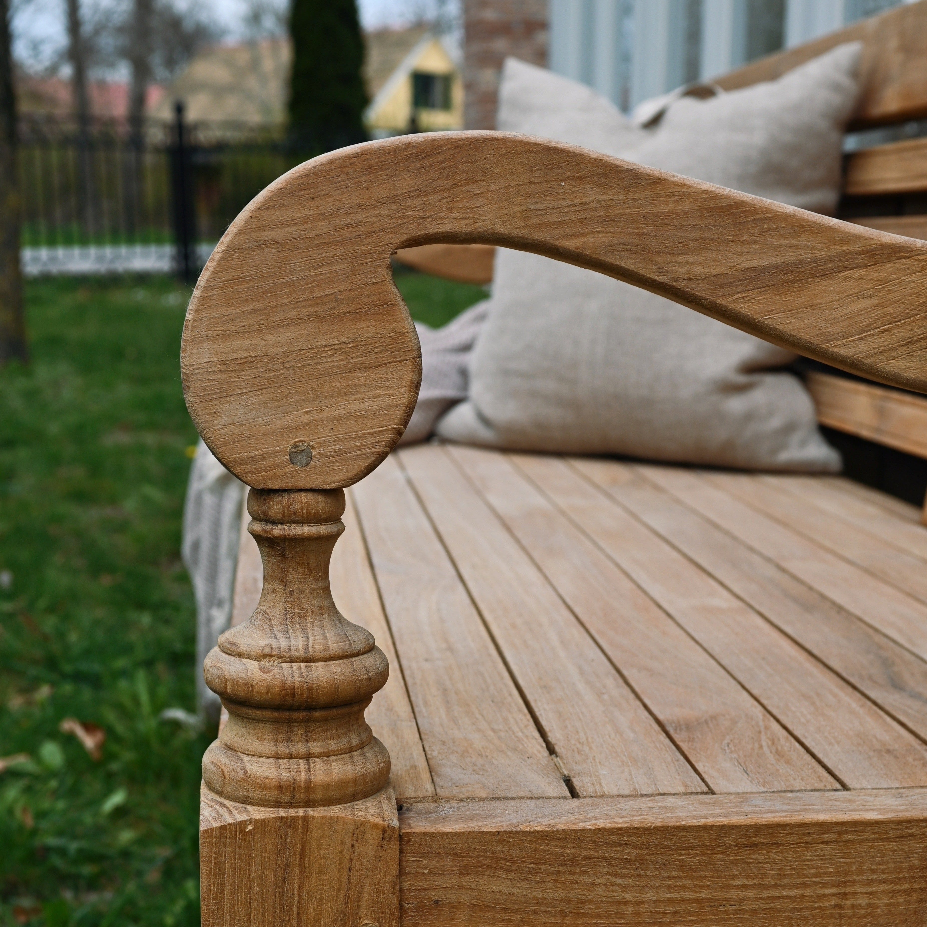 Vintage sofa i teaktræ