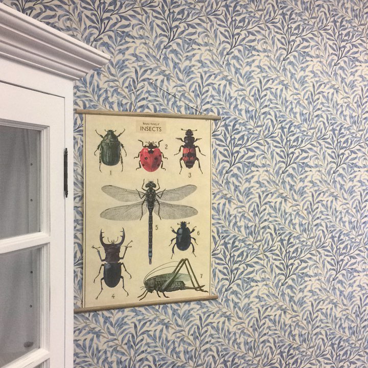 Vintage poster upphängning i teak