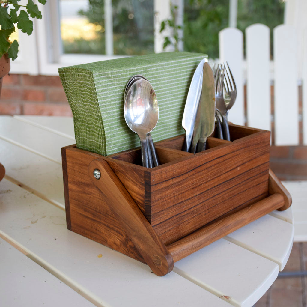 Besteckhalter aus teakholz