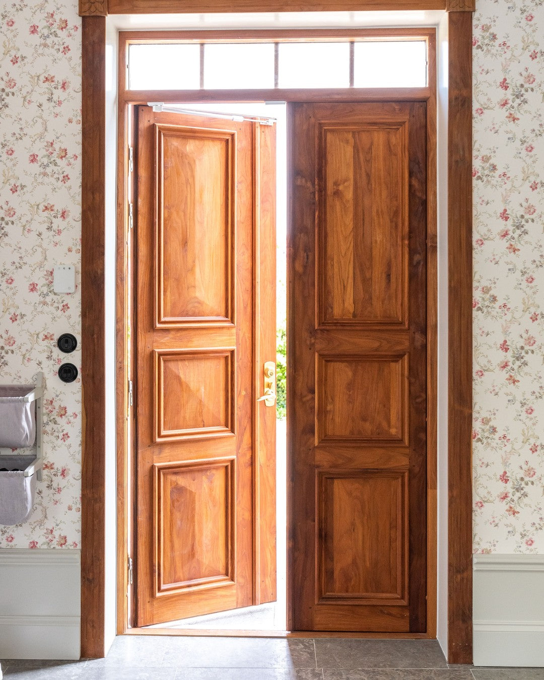 Brantevik ytterdörr pardörr i teak