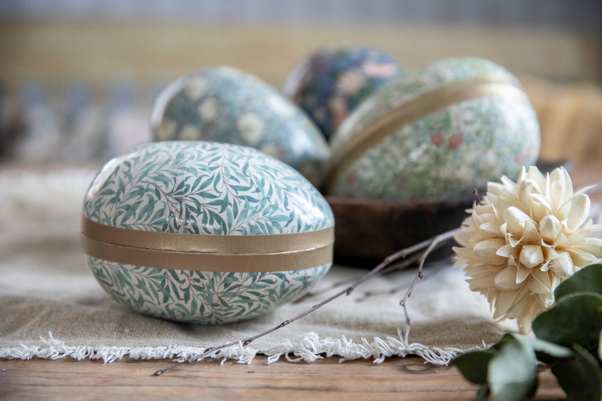 Osterei 15 cm William Morris Willow Bough