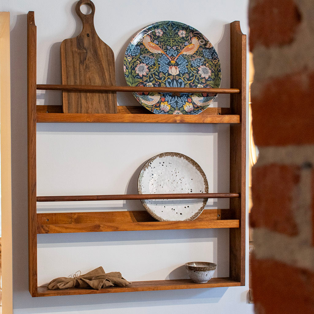 Tallrikshylla Ella i teak