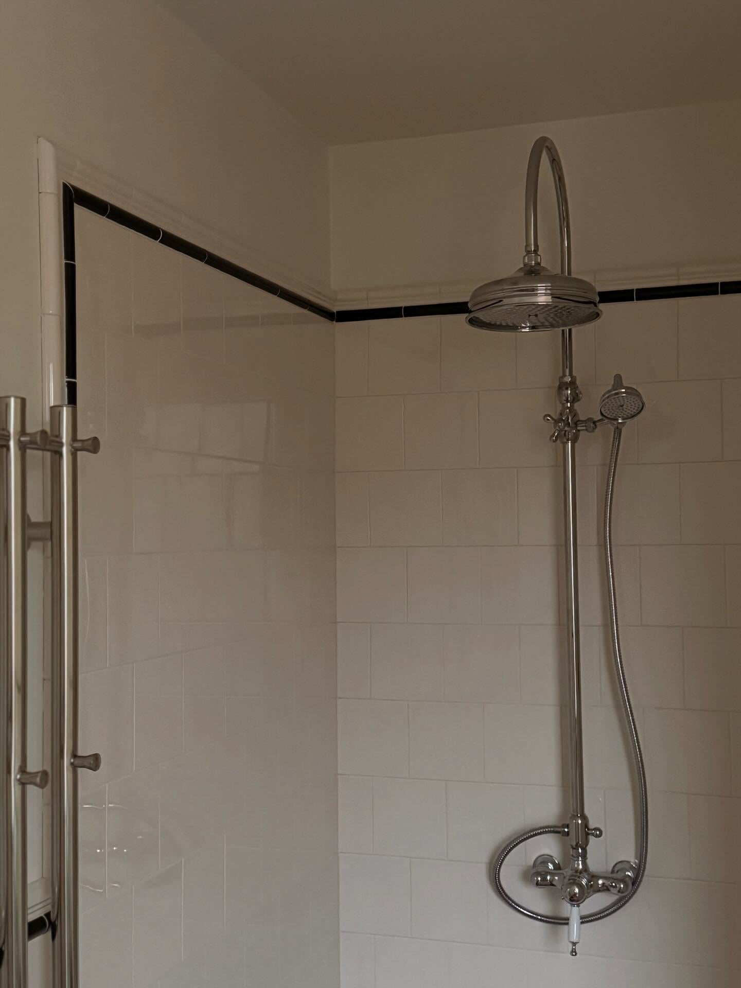 Duschblandare med termostat Oxford krom