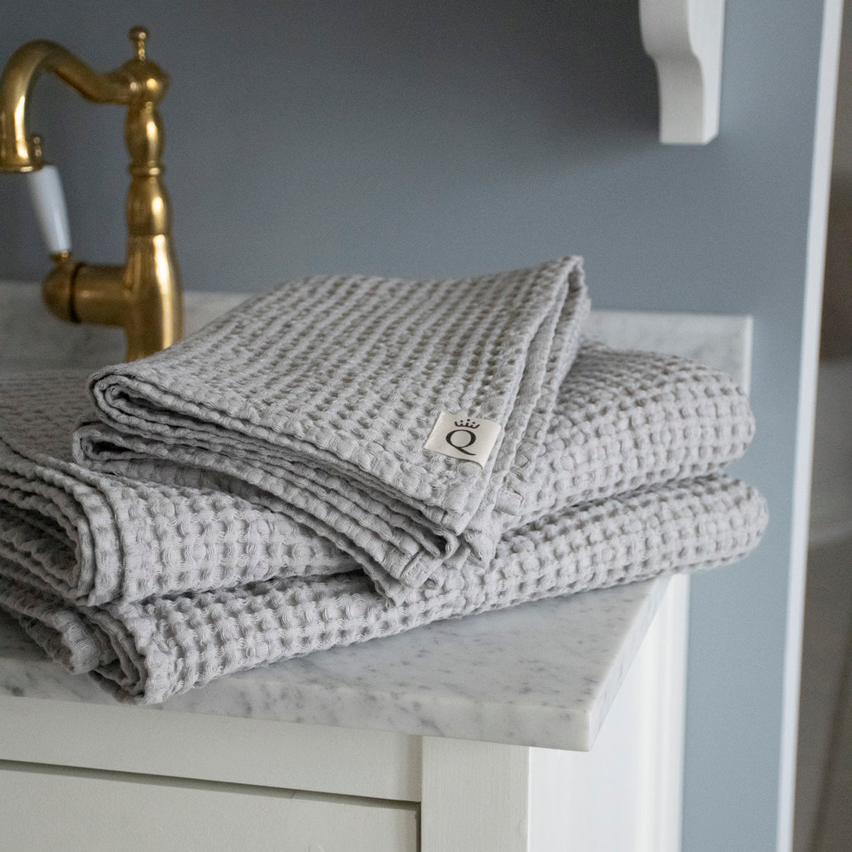 Set mit Badetuch und Handtuch Sandhammaren hellgrau