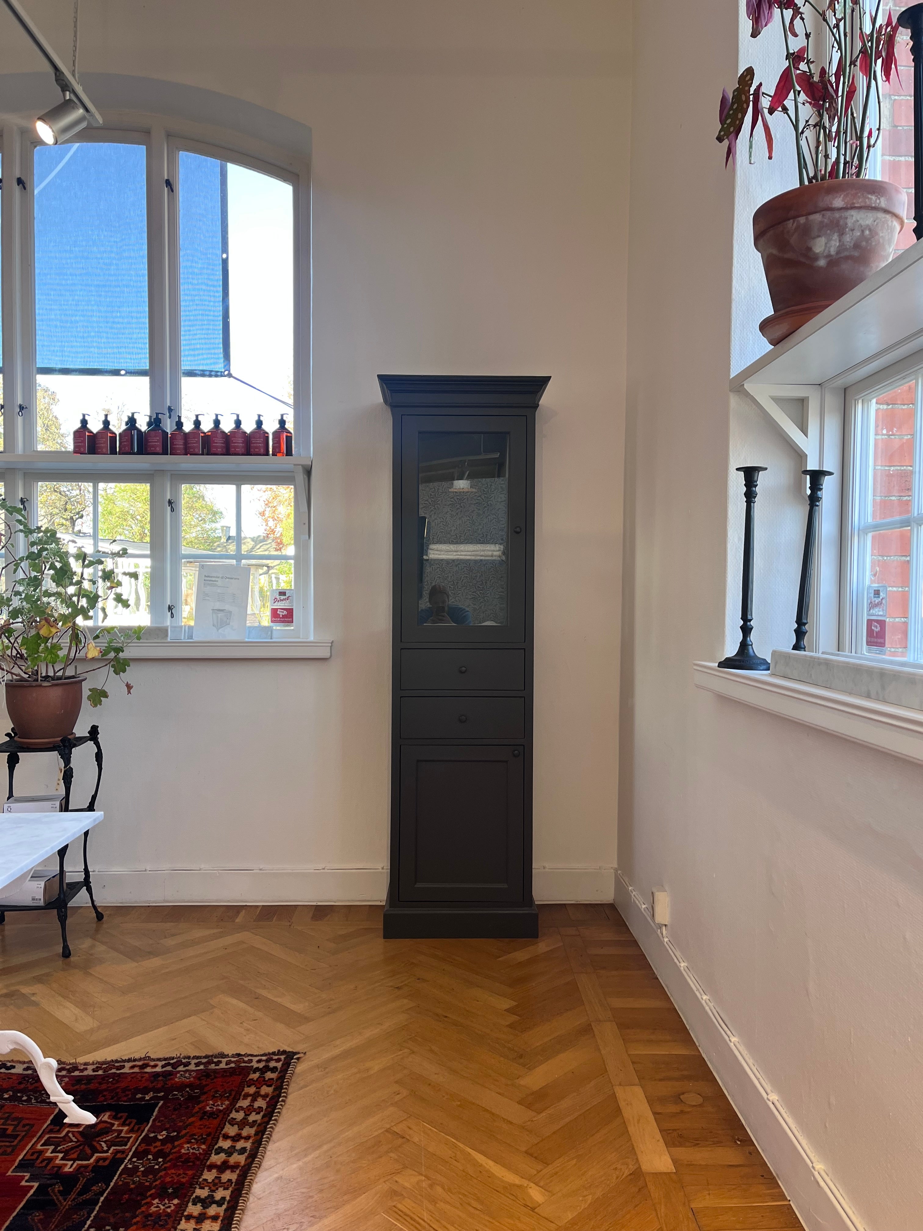 Agnes Hochschrank Anthrazitgrau