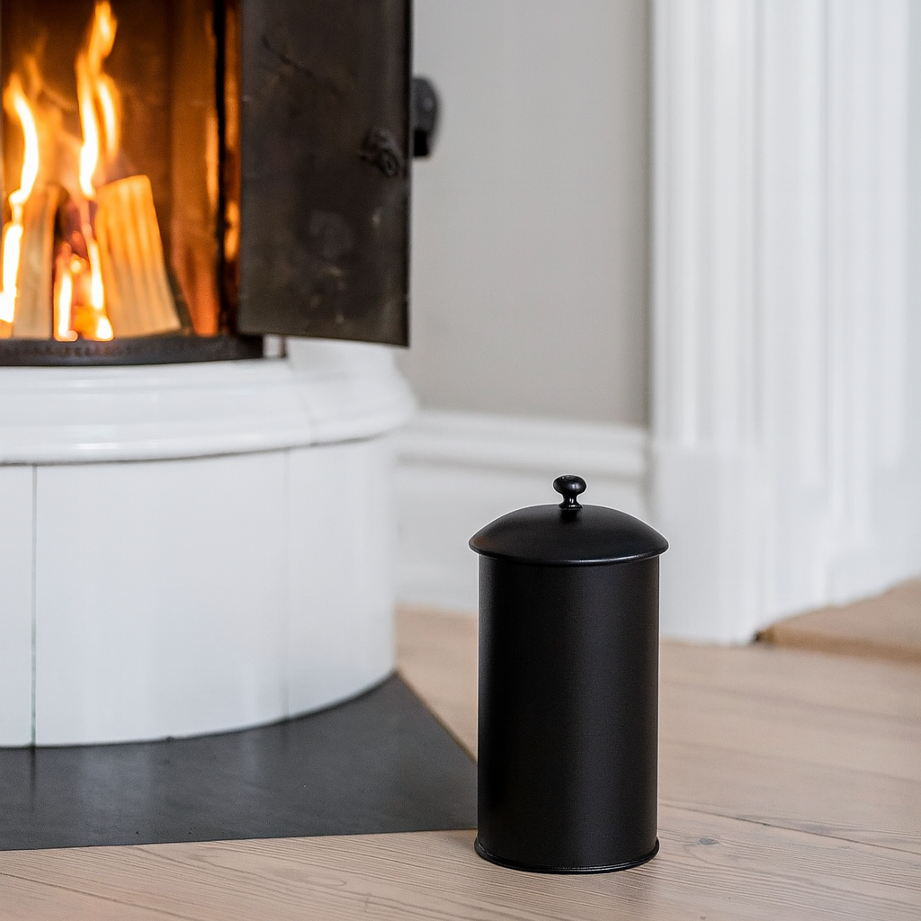 Behållare för tändkuber med lock svart